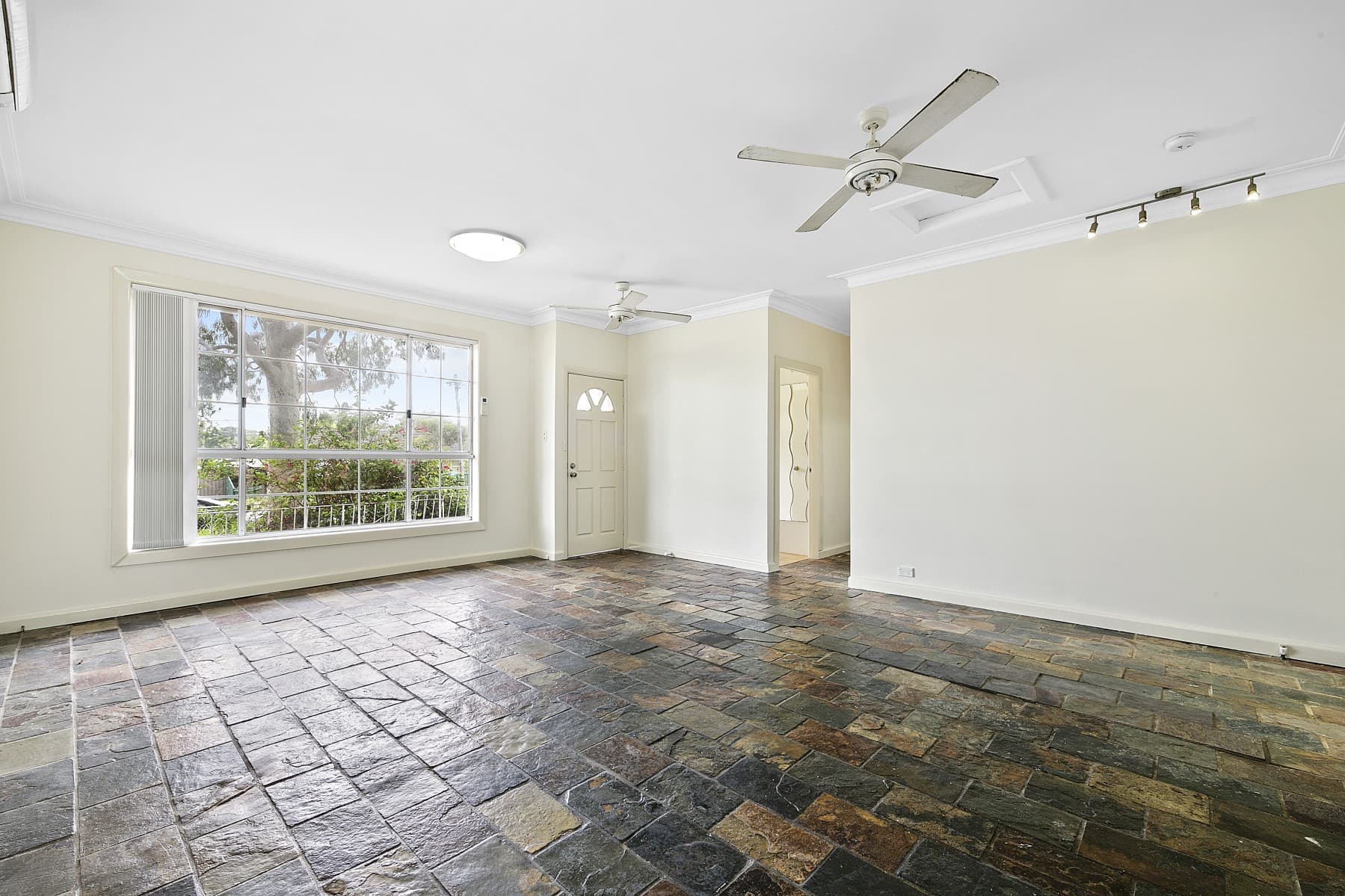 8 Balbeek Avenue, Blacktown - Thumbnail 3