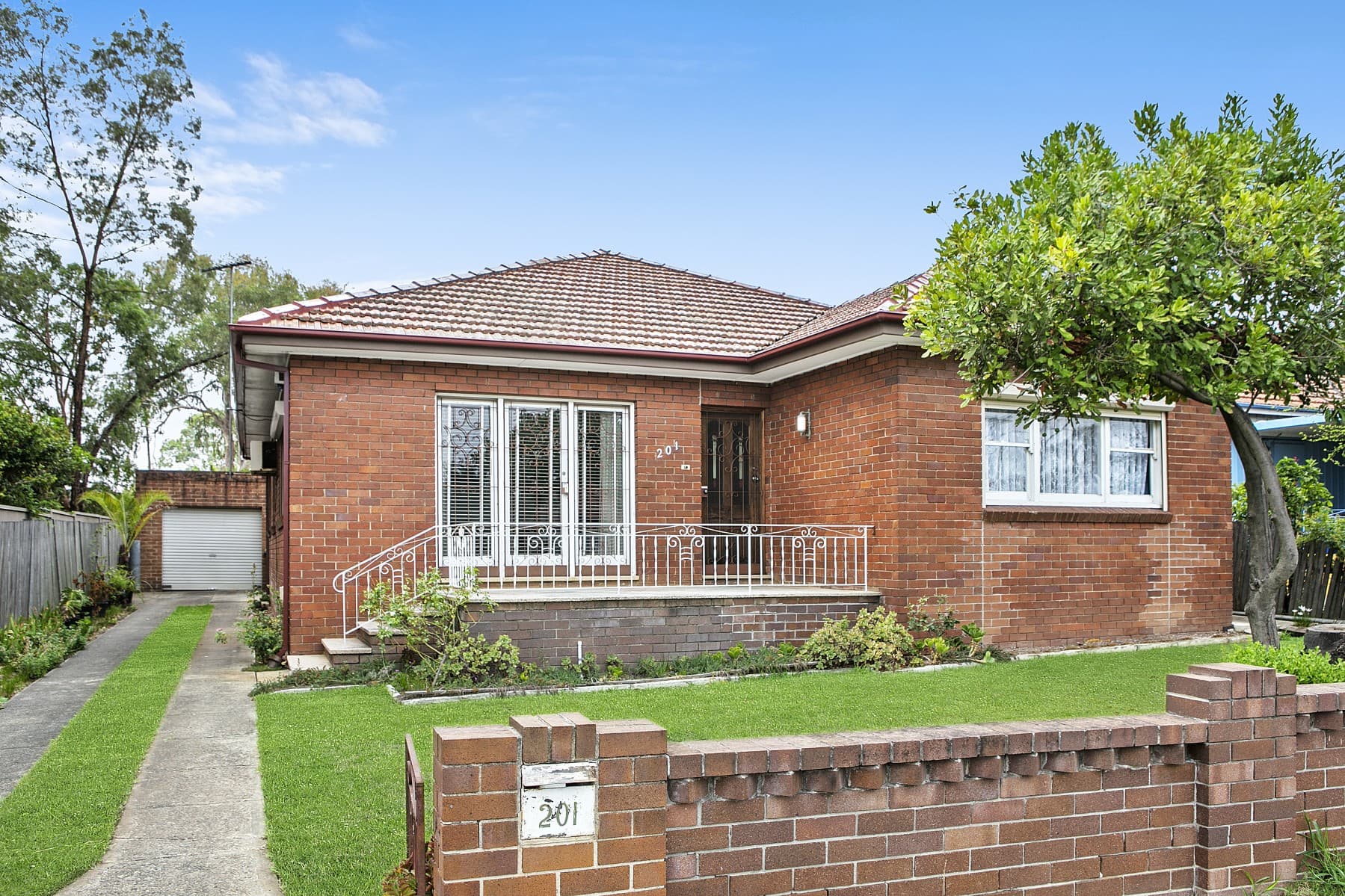 201 Woodville Road, Merrylands - Image 1