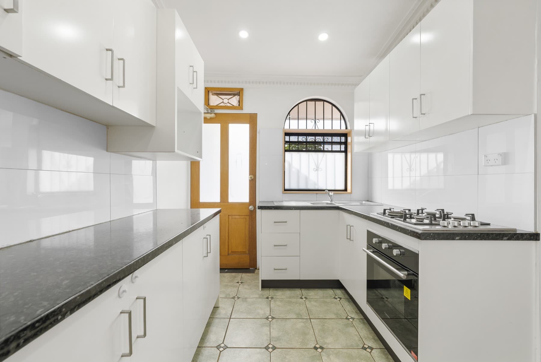 65 Woodville Road, Granville - Thumbnail 3