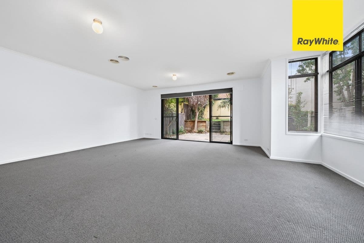 55 Anthony Rolfe Avenue, Gungahlin ACT 2912, Gungahlin - Thumbnail 3