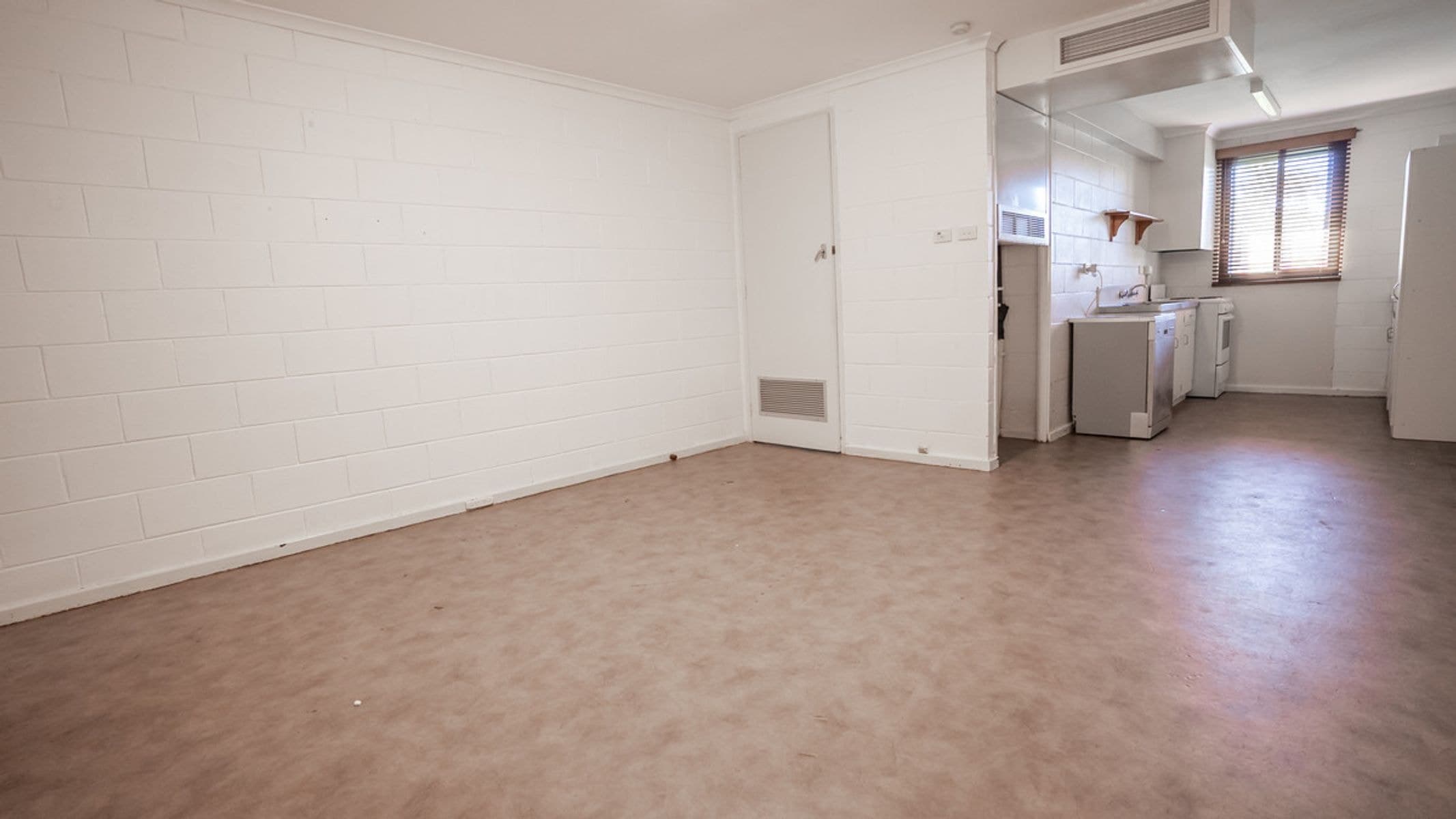 8/5 Keesing Street, Port Hedland WA 6721, Port Hedland - Thumbnail 4
