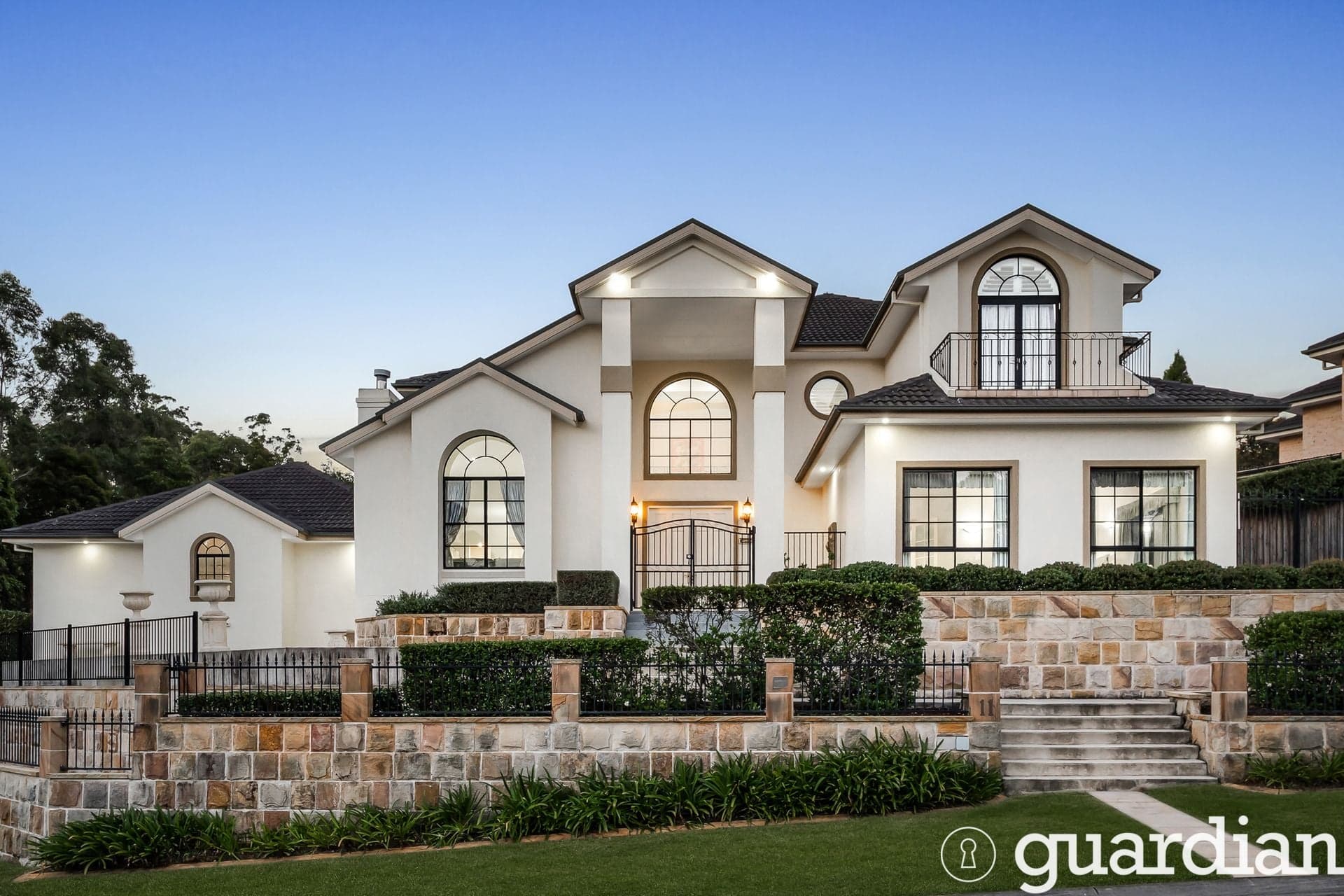 11 Huntingdale Circle Castle Hill NSW, Castle Hill - Thumbnail 2