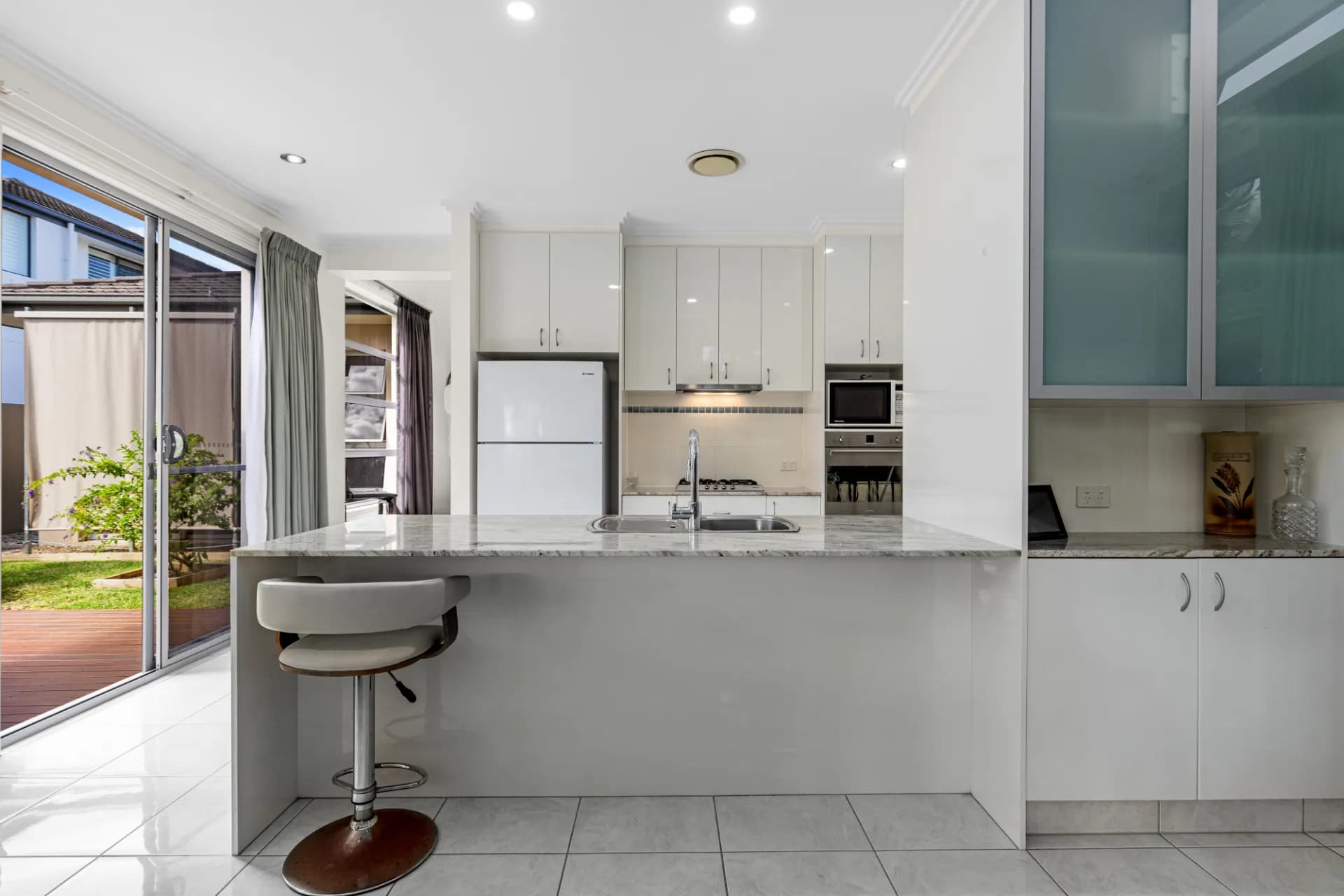 6153 Bolsena Circuit, Hope Island, QLD, Hope Island - Thumbnail 2