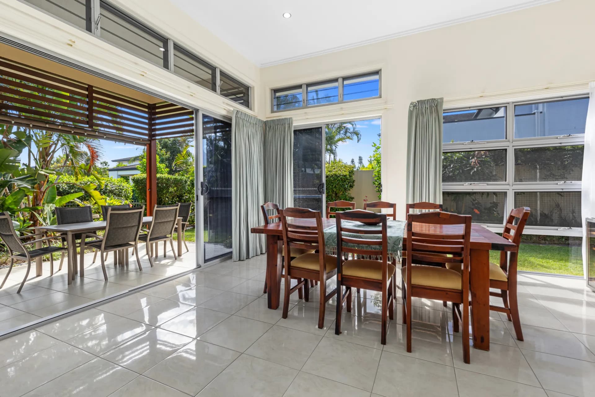 6153 Bolsena Circuit, Hope Island, QLD, Hope Island - Thumbnail 5