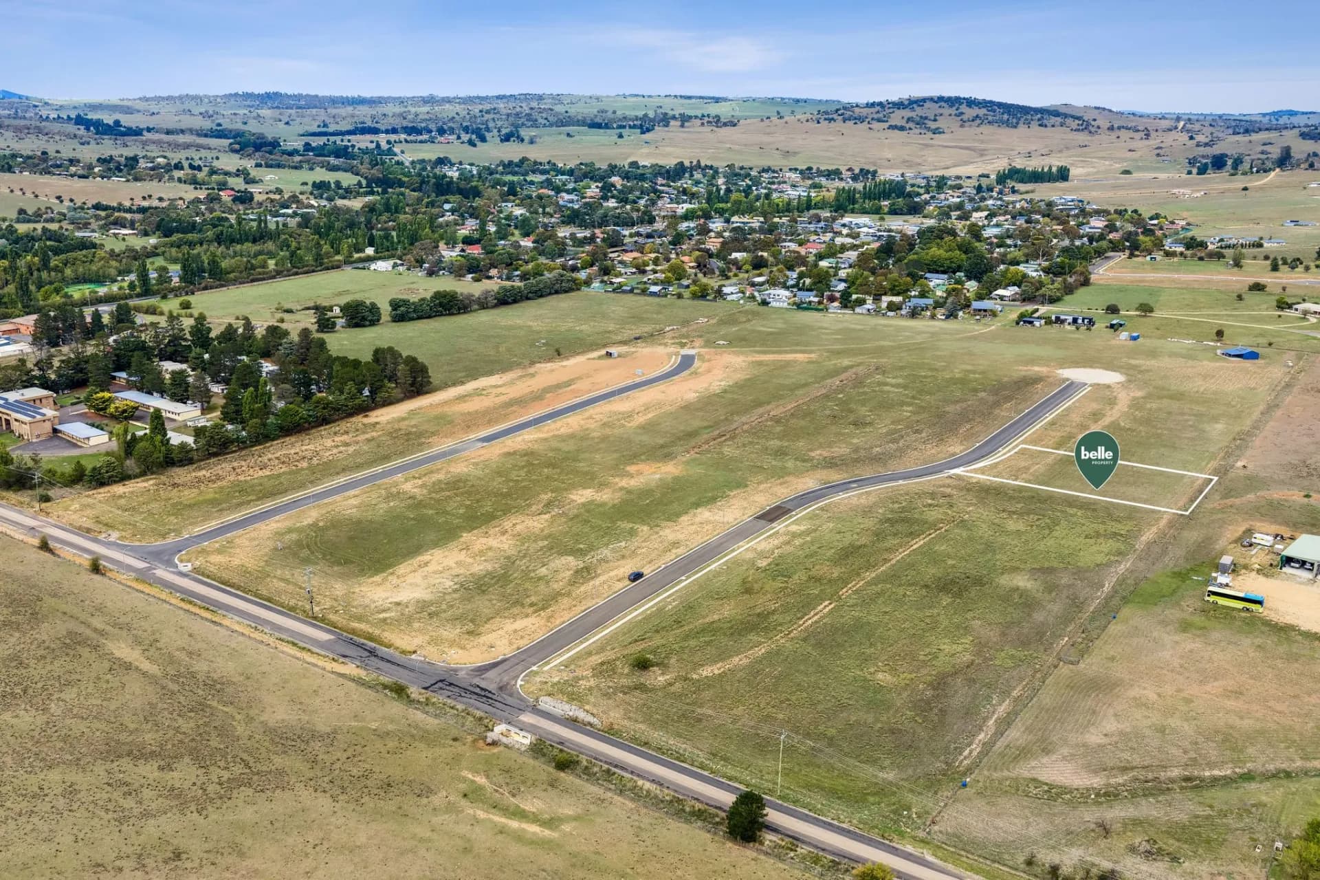 97 Highlands Circuit, Berridale, NSW, Berridale - Thumbnail 2
