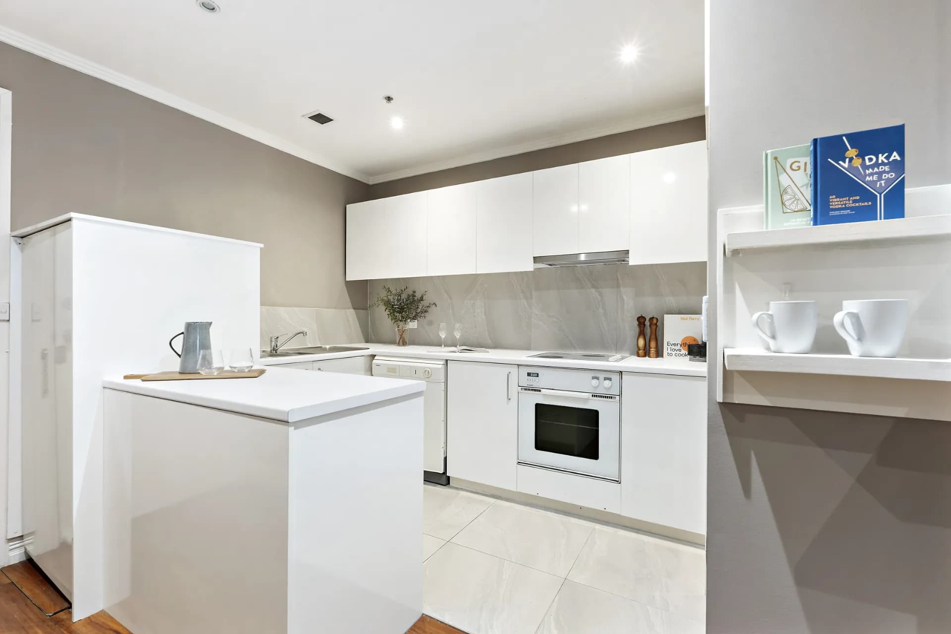 103/166 Flinders Street, Melbourne, VIC, Melbourne - Thumbnail 2