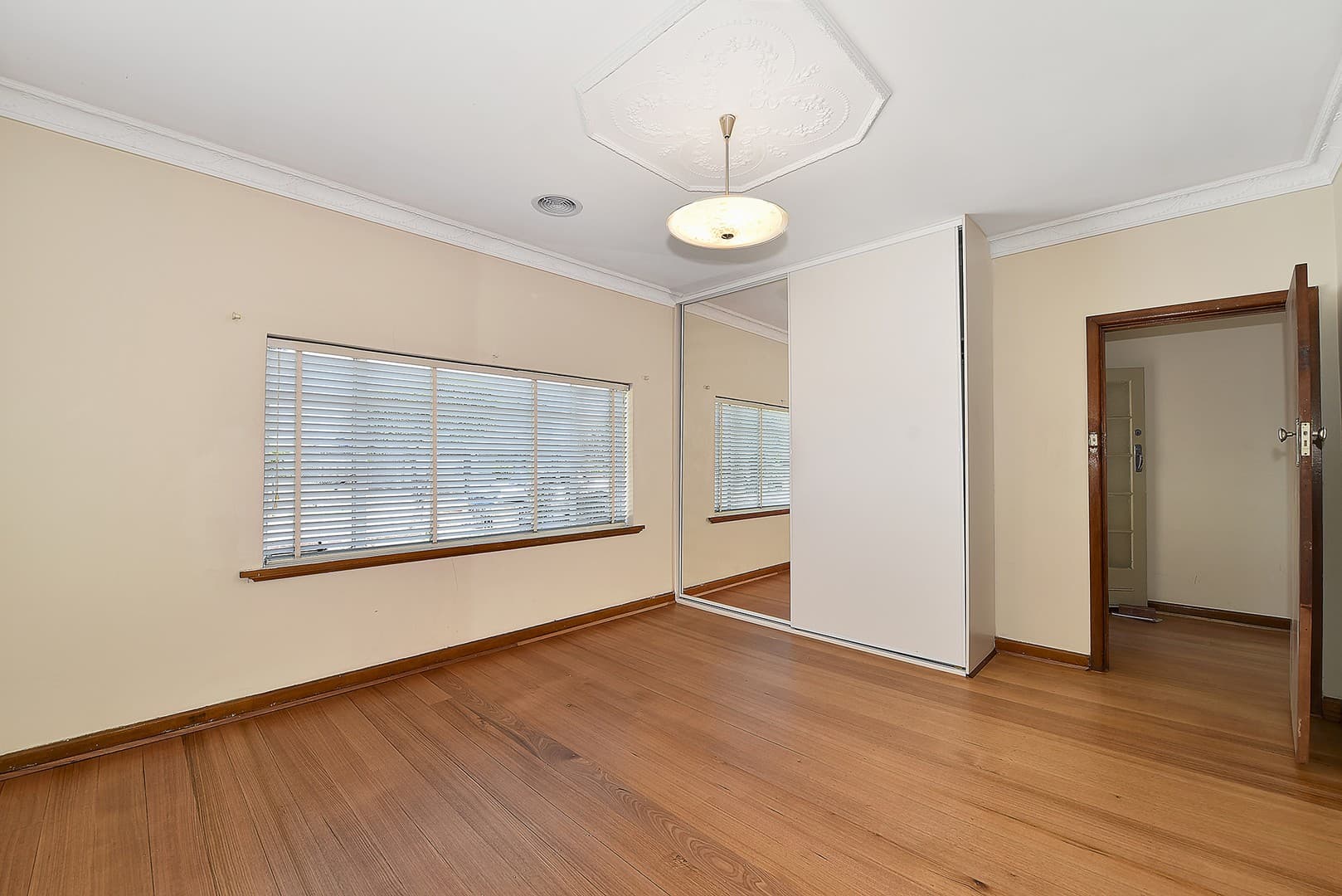 76 Mcintosh Street, Airport West, VIC 3042, Airport West - Thumbnail 6