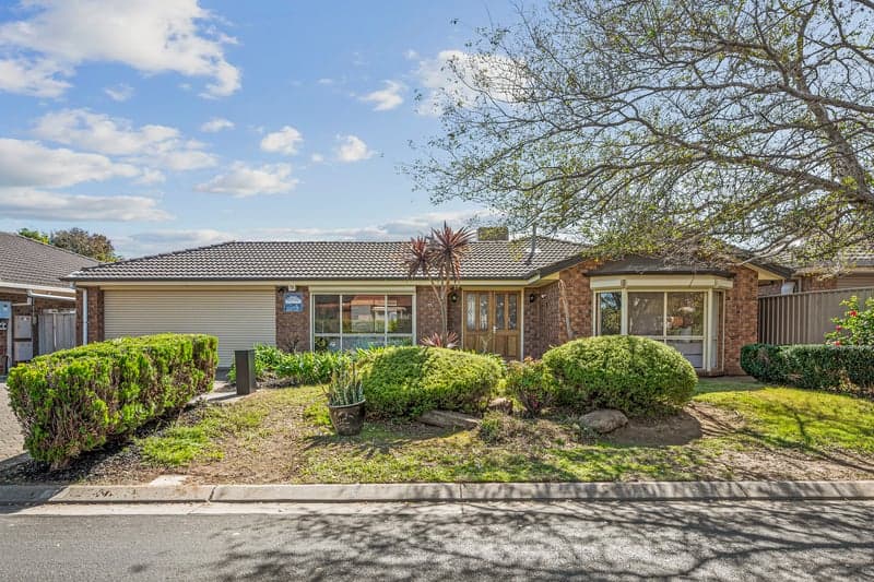 55 Lynton Terrace, Seaford - Image 1