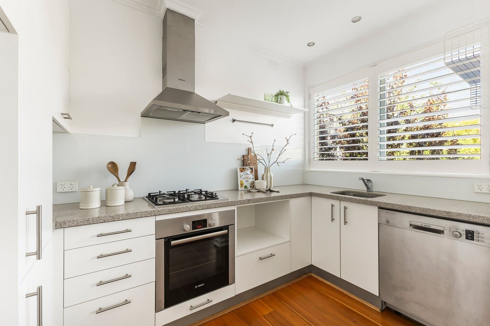 3/3 Brookfield Court, Hawthorn East - Thumbnail 2