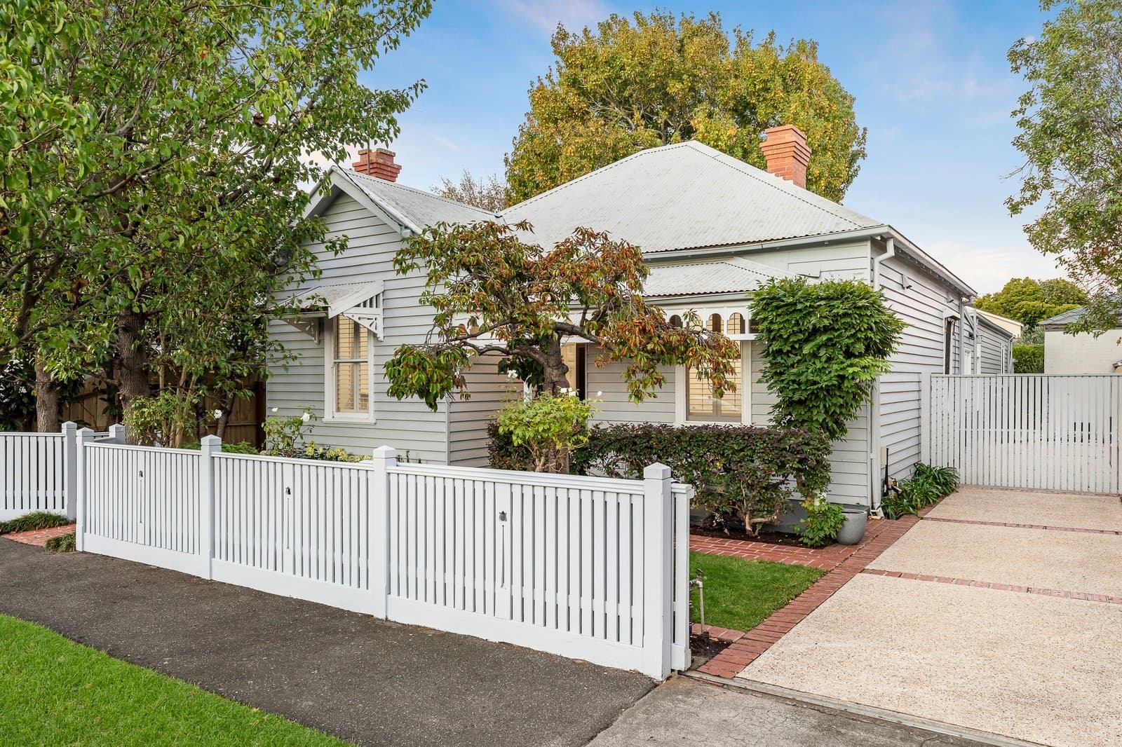 12 Hamilton Street, Brighton - Thumbnail 2