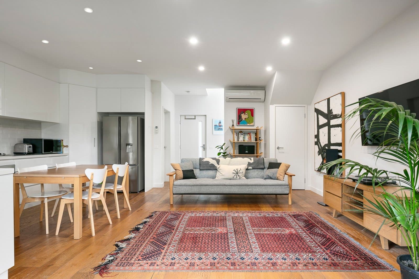 10/492 Barkers Road, Hawthorn East - Thumbnail 2