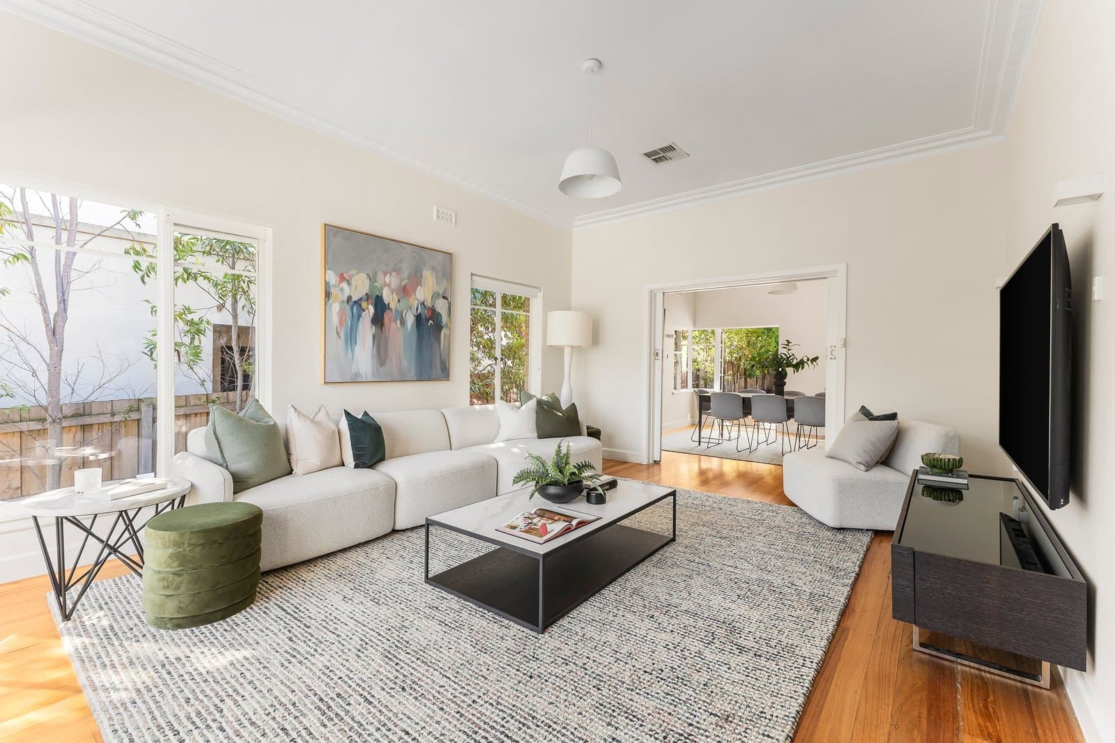14 White Avenue, Kew East - Image 1