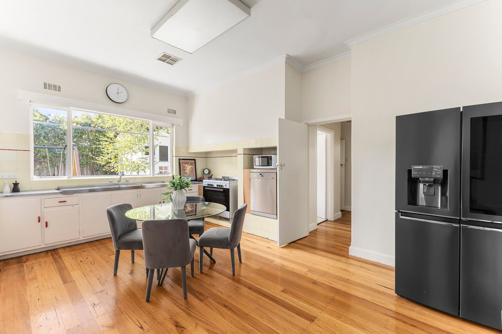 14 White Avenue, Kew East - Thumbnail 7