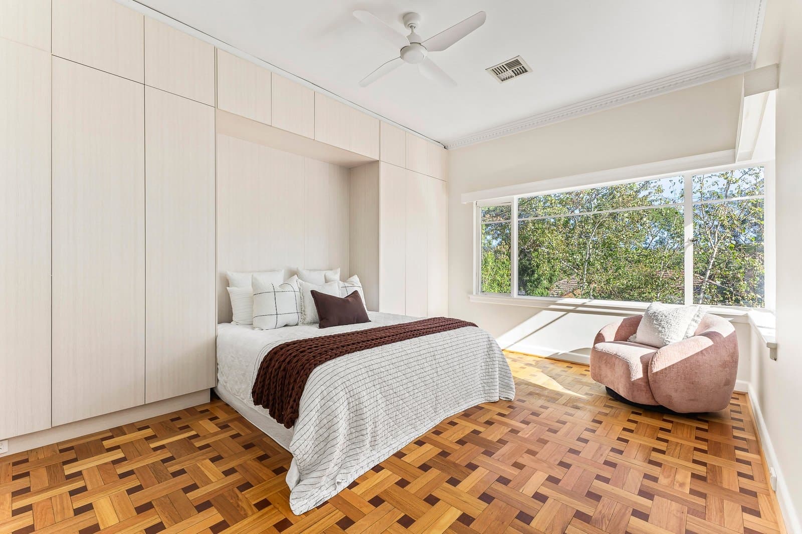 14 White Avenue, Kew East - Thumbnail 8