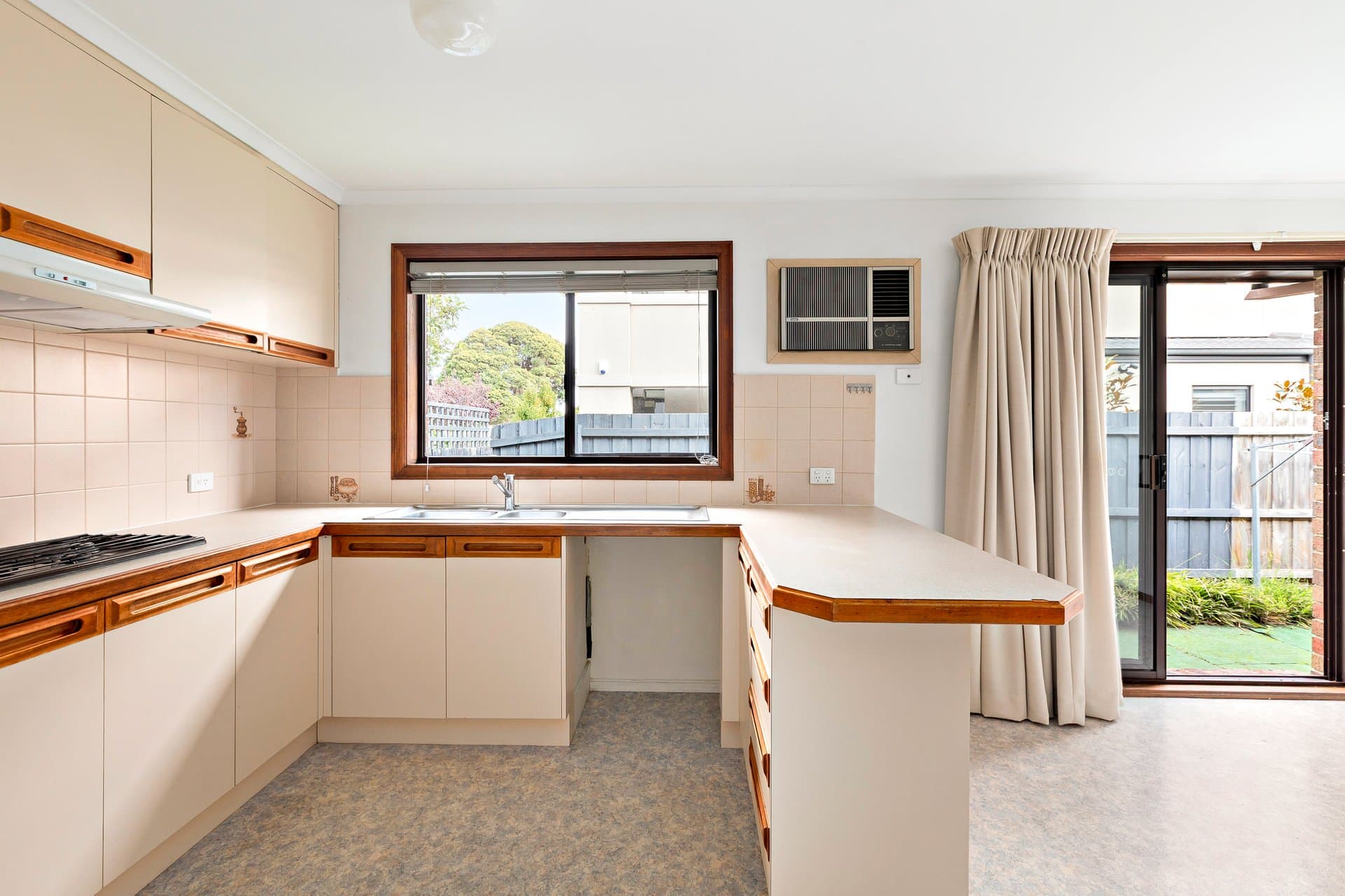 1/67-69 Barrington Street, Bentleigh East - Thumbnail 7