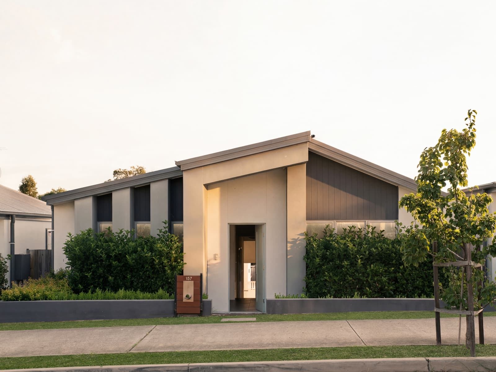 157 Liz Kernohan Drive, Elderslie - Image 1