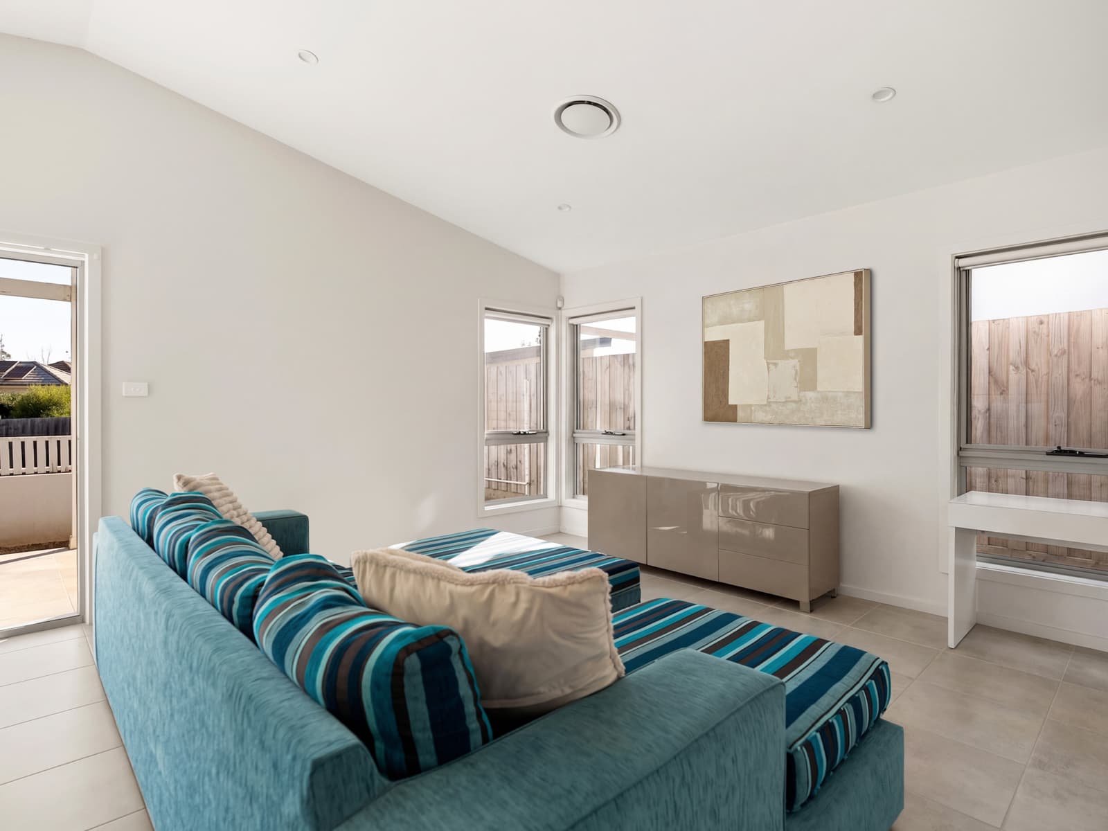 157 Liz Kernohan Drive, Elderslie - Thumbnail 6