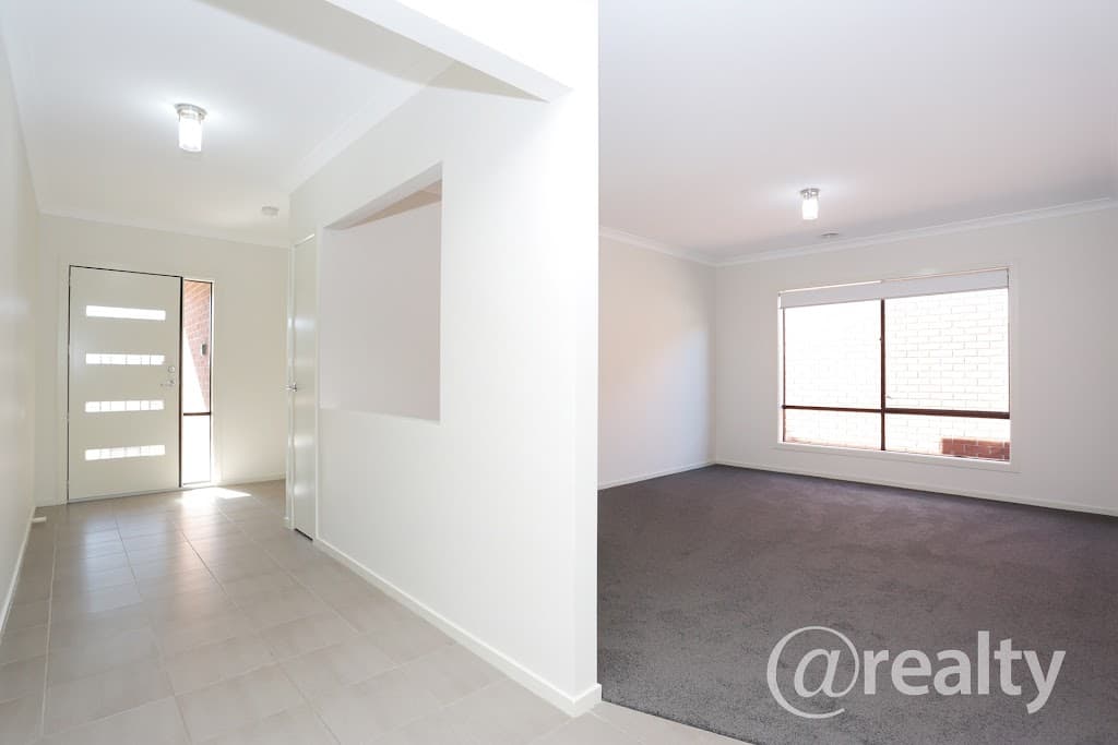 28 Craigmoor Crescent, Mernda, VIC, 3754, Mernda - Thumbnail 3