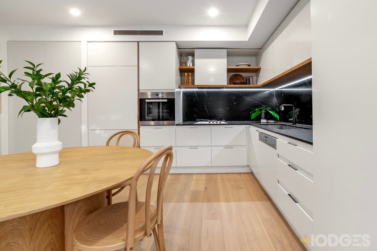 110 / 26 Warleigh Grove, Brighton, VIC, 3186, Brighton - Thumbnail 4