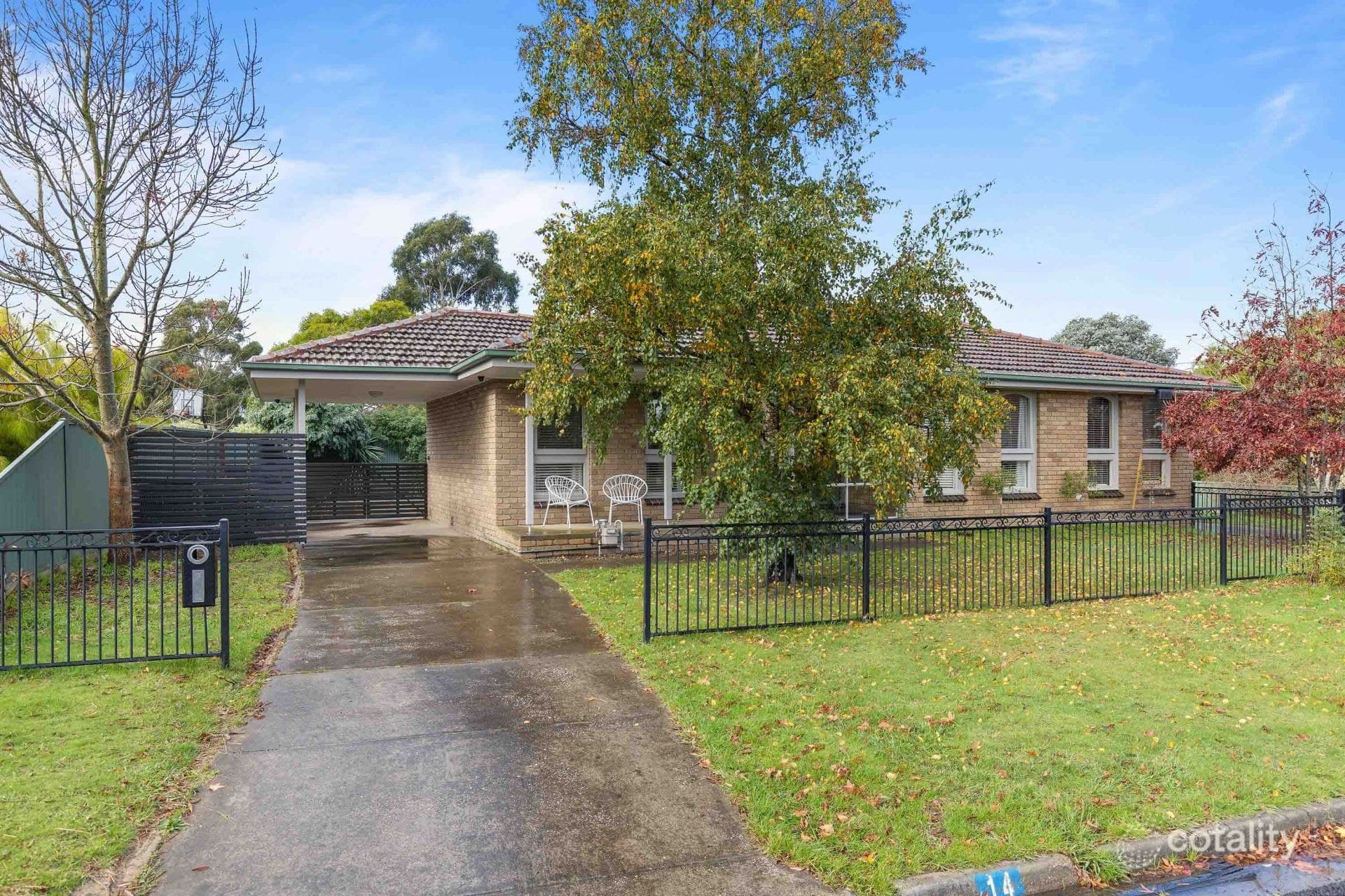 14 Christine Avenue Alfredton VIC, Alfredton - Image 1