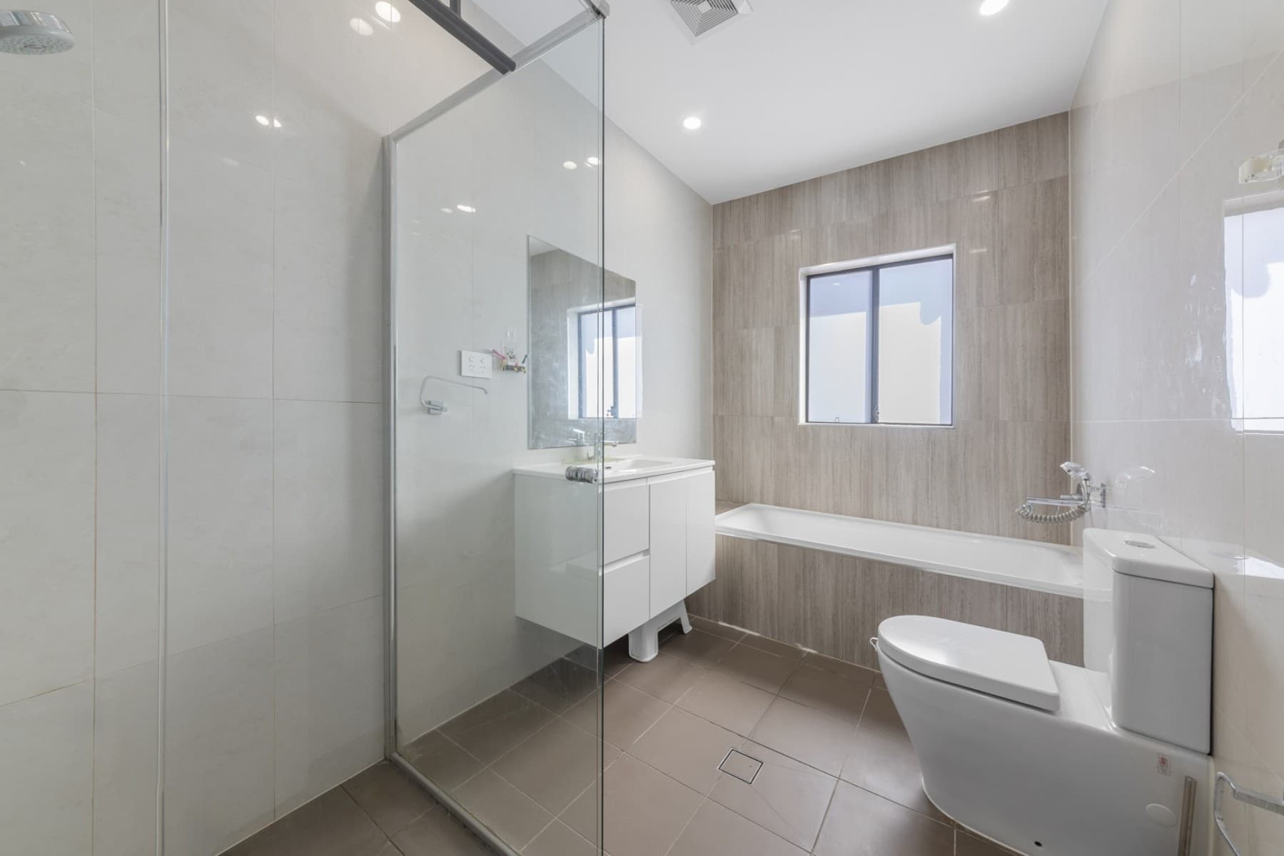 183a Fowler Rd, Guildford - Thumbnail 4