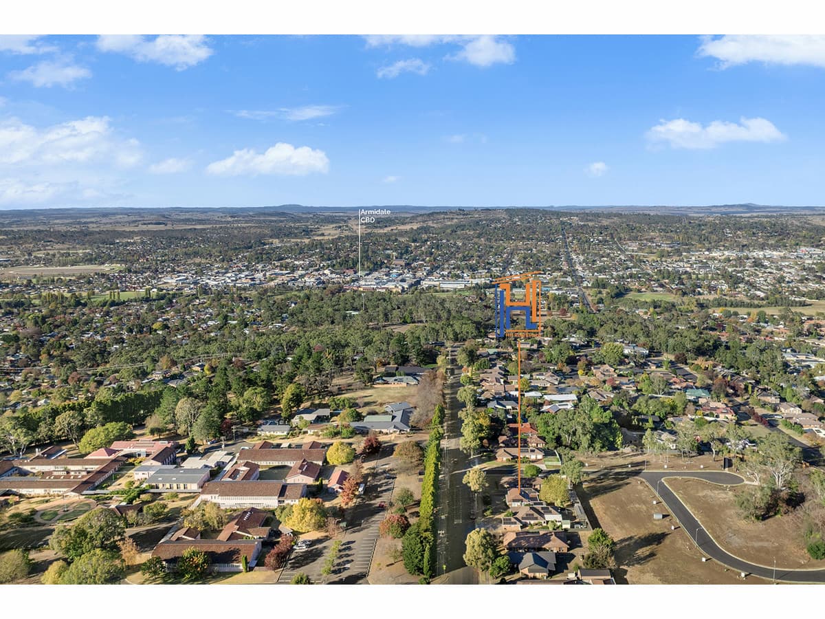 36 Crest Road, Armidale NSW 2350, Armidale - Thumbnail 2