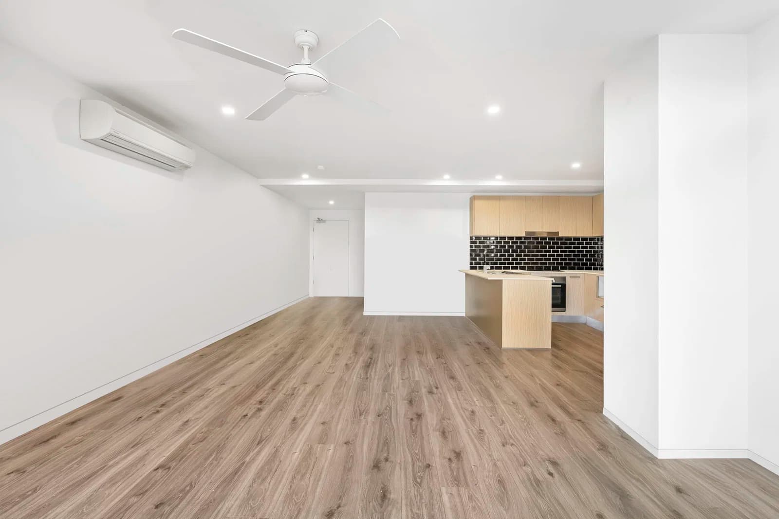 307/57 Ludwick Street North, Cannon Hill, QLD, 4170, Cannon Hill - Thumbnail 3