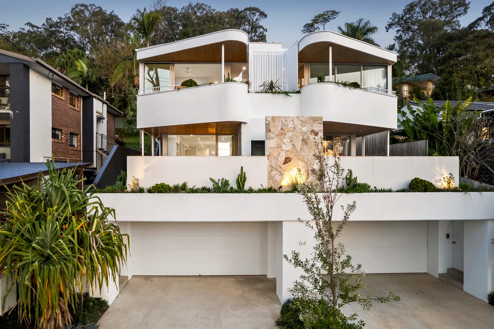 1/64 West Burleigh Road, Burleigh Heads, QLD, 4220, Burleigh Heads - Thumbnail 3