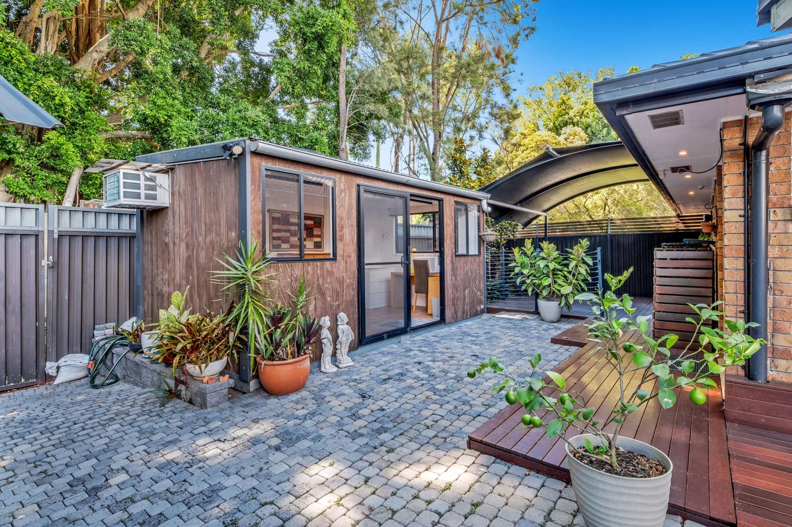1/9 Flora Close, Burleigh Waters, QLD, 4220, Burleigh Waters - Thumbnail 3