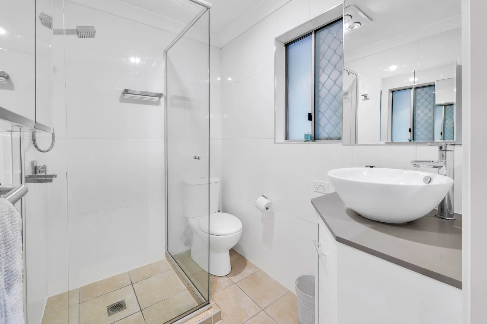 1/9 Flora Close, Burleigh Waters, QLD, 4220, Burleigh Waters - Thumbnail 8