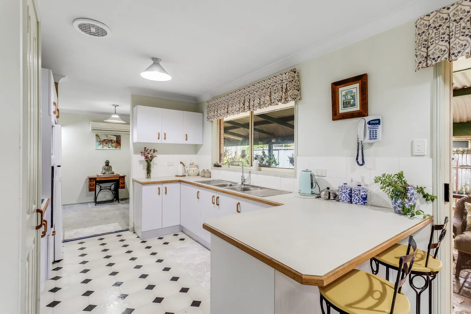 6 Brolga Avenue, Kallangur, QLD, 4503, Kallangur - Thumbnail 5