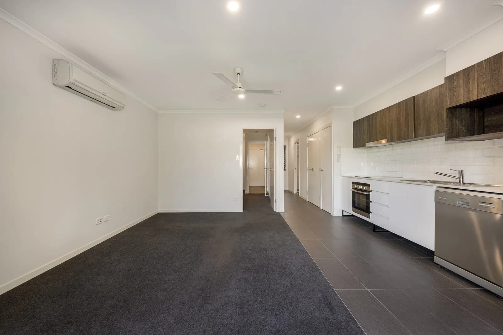 12/30 Jordan Street, Greenslopes, QLD, 4120, Greenslopes - Thumbnail 3