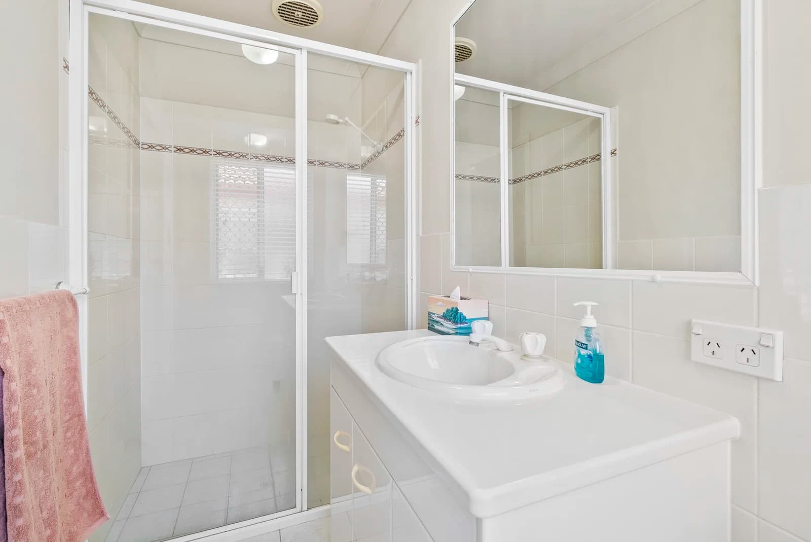 44 Swanton Drive, Mudgeeraba, QLD, 4213, Mudgeeraba - Thumbnail 8
