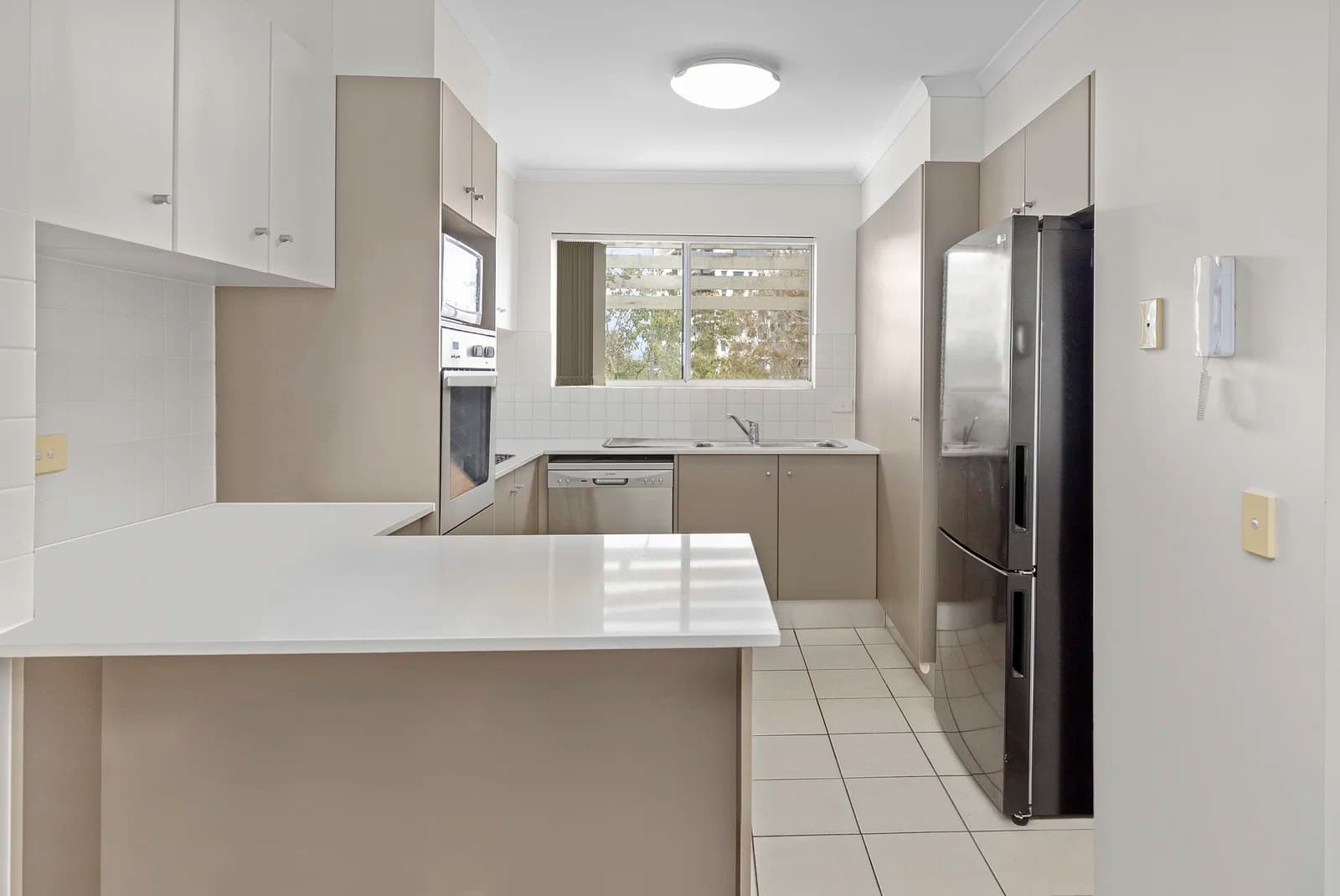 5/1 Riverwalk Avenue, Robina, QLD, 4226, Robina - Thumbnail 2