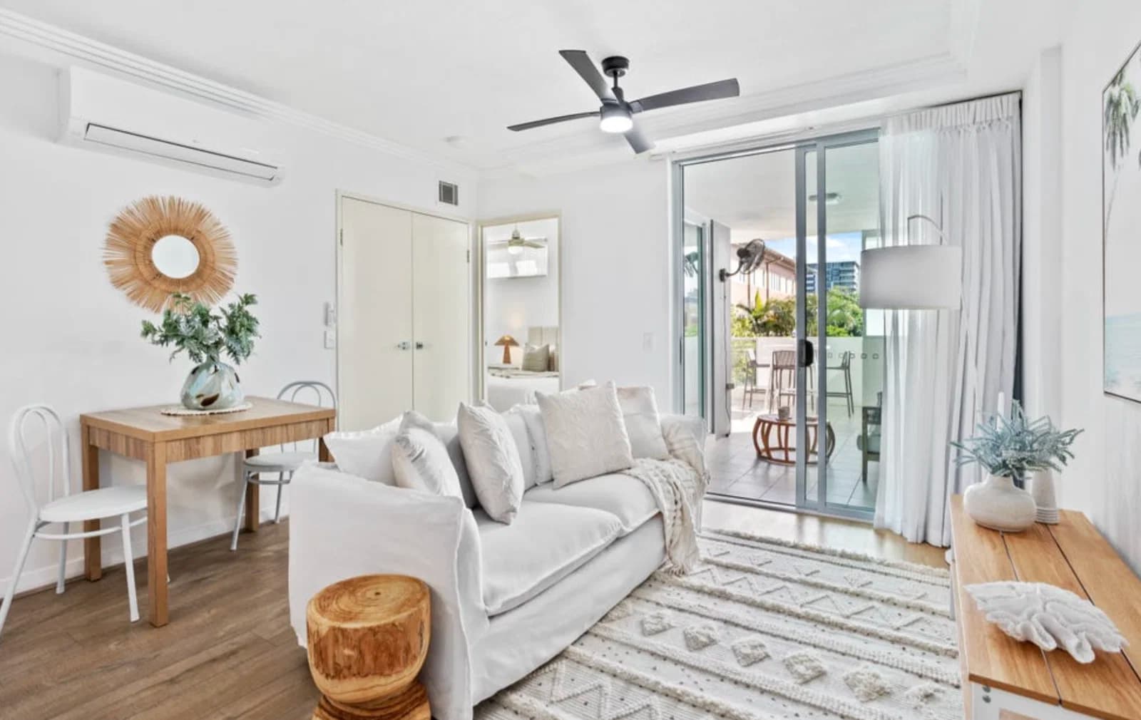 1104/10 Fifth Avenue, Palm Beach, QLD, 4221, Palm Beach - Thumbnail 3