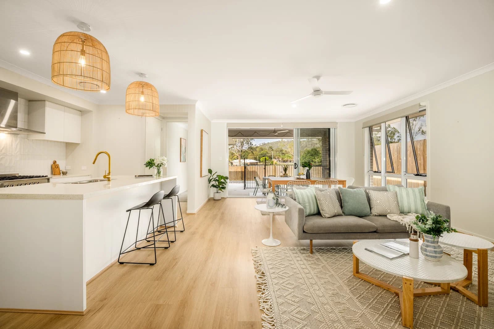 12 Cypress Circuit, Fernvale, QLD, 4306, Fernvale - Thumbnail 2