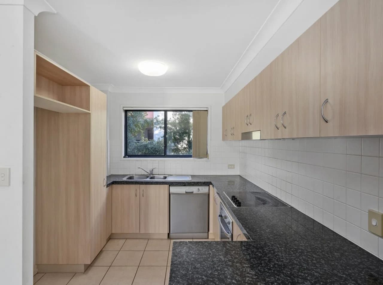 16/7 Bowden Court, Nerang, QLD, 4211, Nerang - Thumbnail 7
