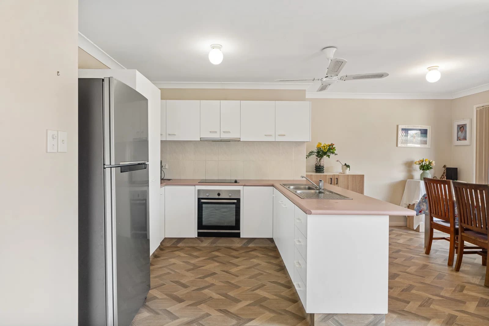 2/21 Avondale Drive, Banora Point, NSW, 2486, Banora Point - Thumbnail 2