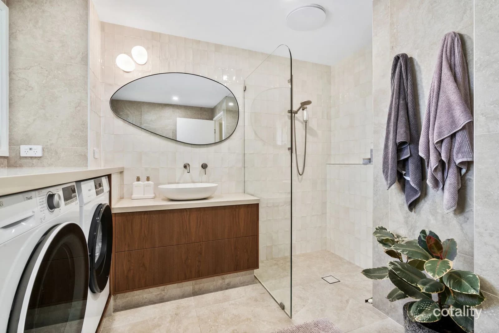 18/62-66 Sarawak Avenue, Palm Beach, QLD, 4221, Palm Beach - Thumbnail 2