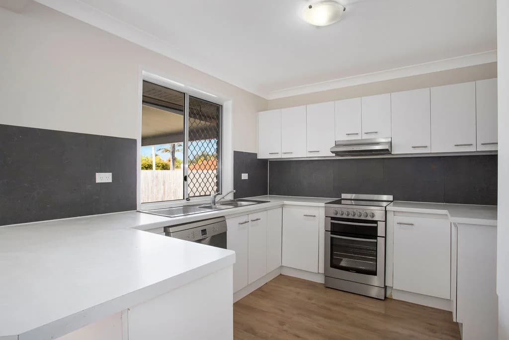 6 Knight Street, Redbank Plains, QLD, 4301, Redbank Plains - Thumbnail 3