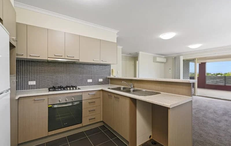 14/269 Nursery Road, Holland Park, QLD, 4121, Holland Park - Thumbnail 4