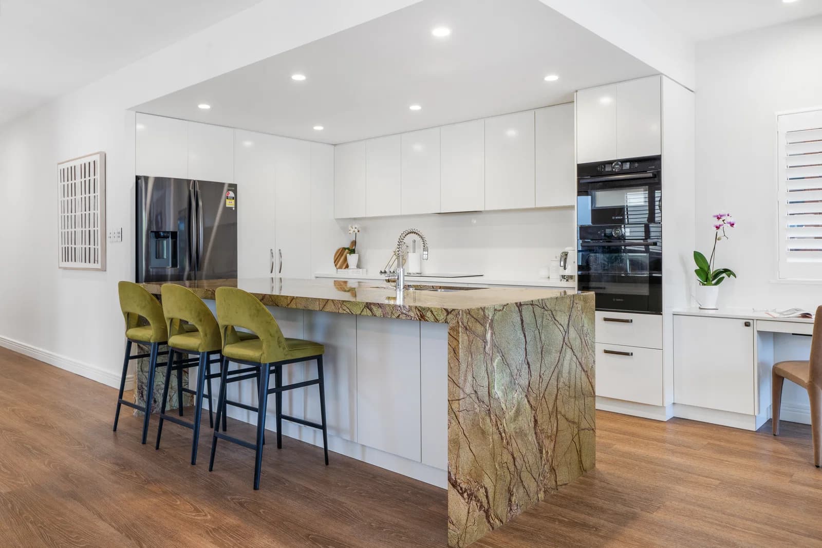 1/10 Peerless Avenue, Mermaid Beach, QLD, 4218, Mermaid Beach - Thumbnail 5