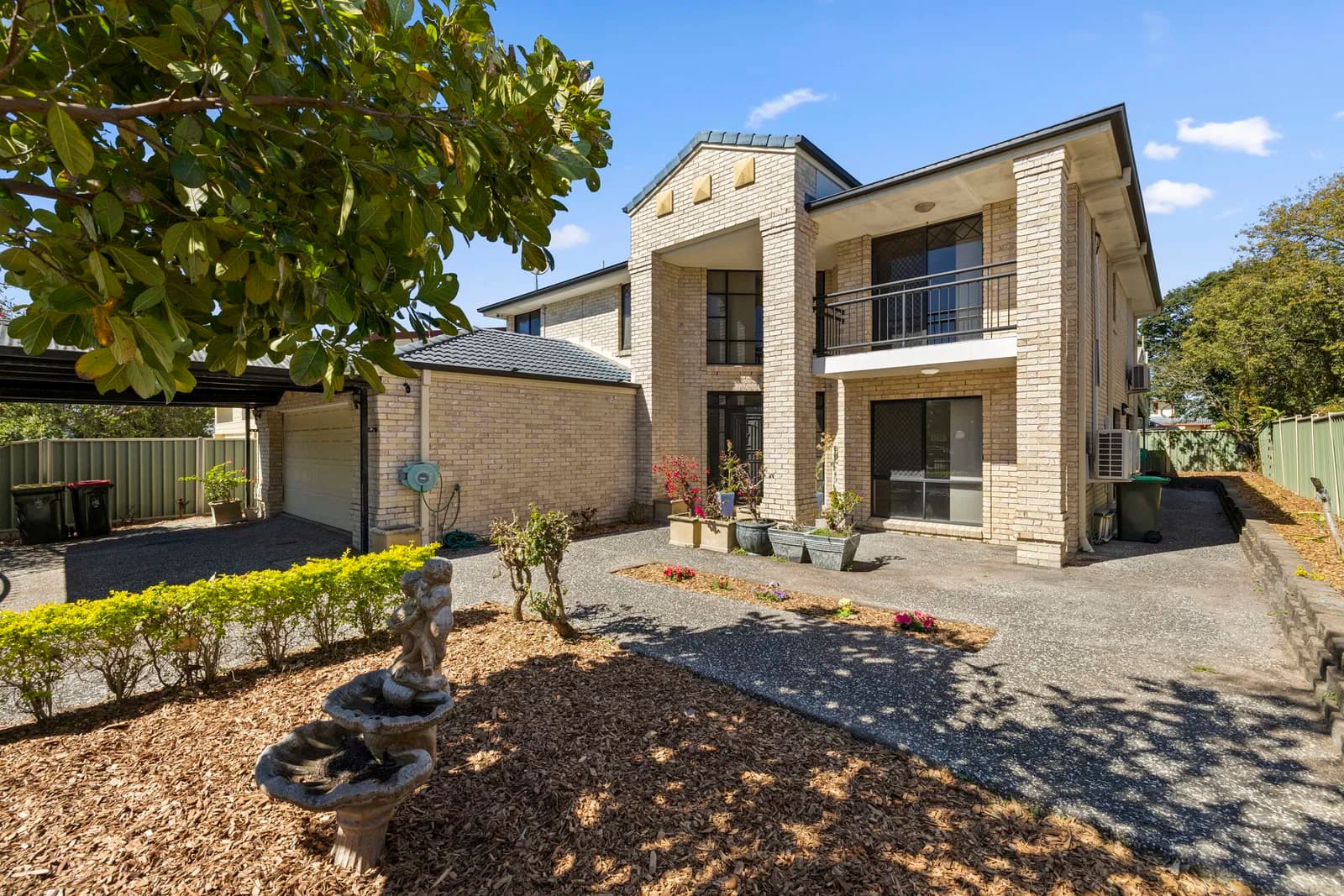 321 Cliveden Avenue, Oxley, QLD, 4075, Oxley - Thumbnail 2