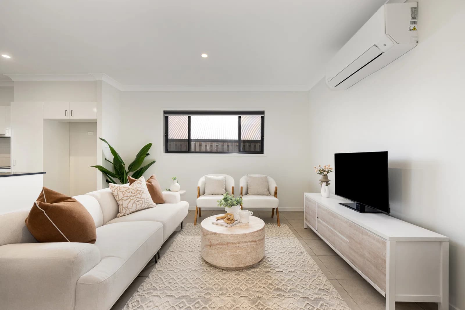22 Merino Street, Park Ridge, QLD, 4125, Park Ridge - Thumbnail 2