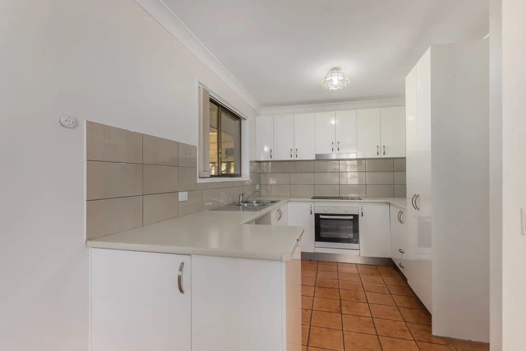 48 Goondoola Street, Redbank Plains, QLD, 4301, Redbank Plains - Thumbnail 3