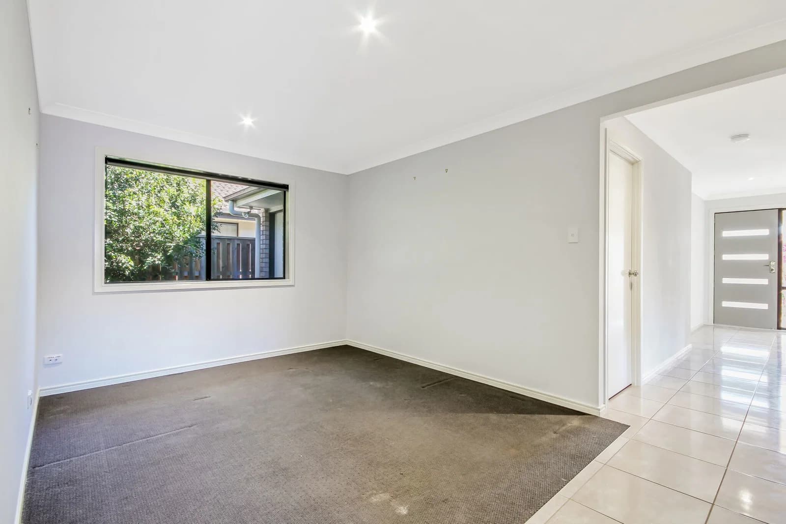 17 Honeyeater Crescent, Dakabin, QLD, 4503, Dakabin - Thumbnail 3
