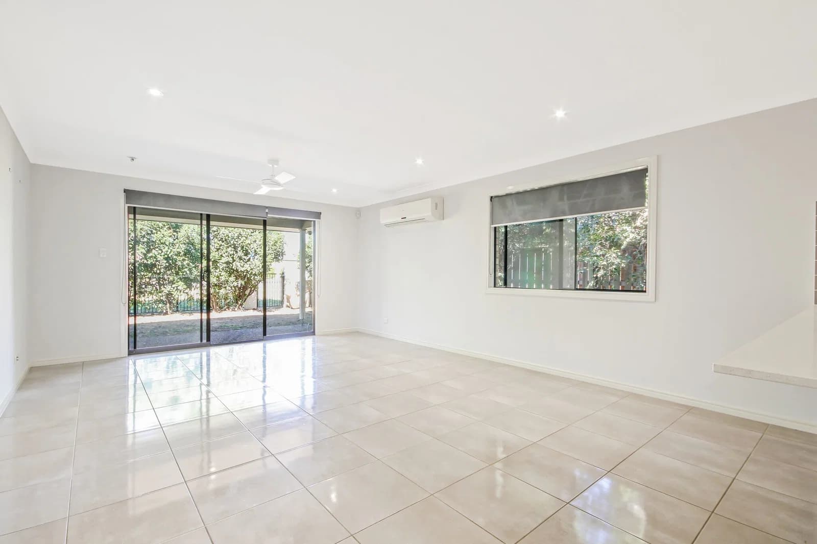 17 Honeyeater Crescent, Dakabin, QLD, 4503, Dakabin - Thumbnail 4