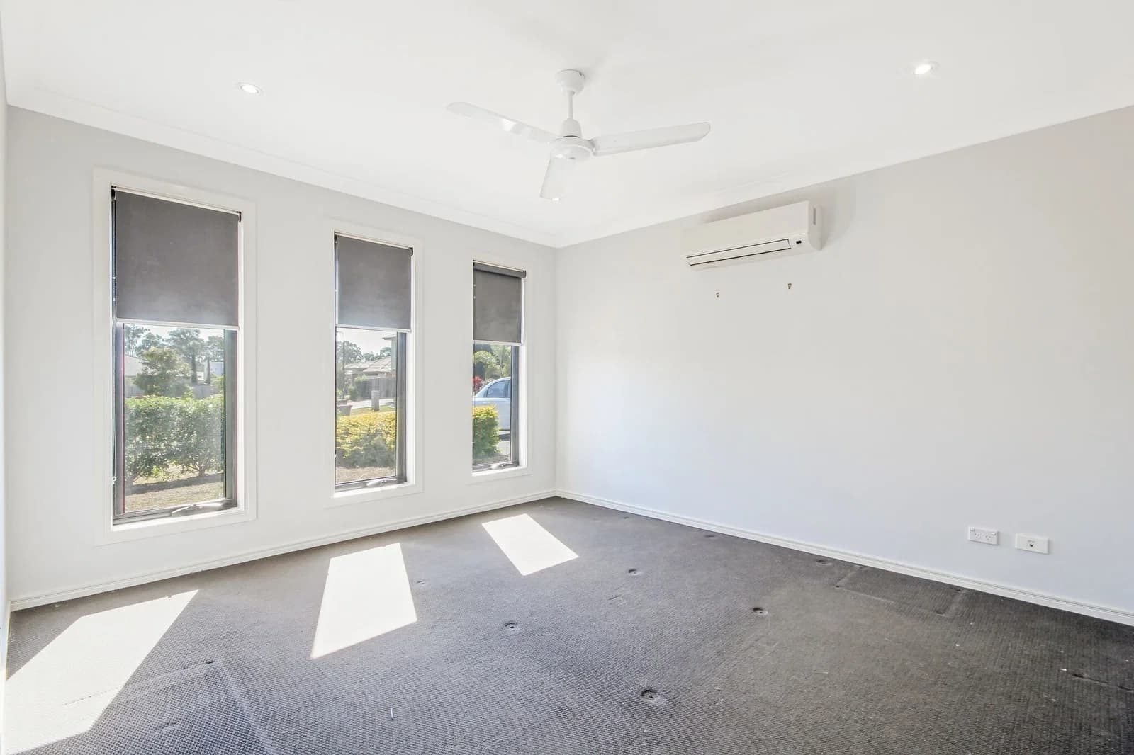 17 Honeyeater Crescent, Dakabin, QLD, 4503, Dakabin - Thumbnail 7