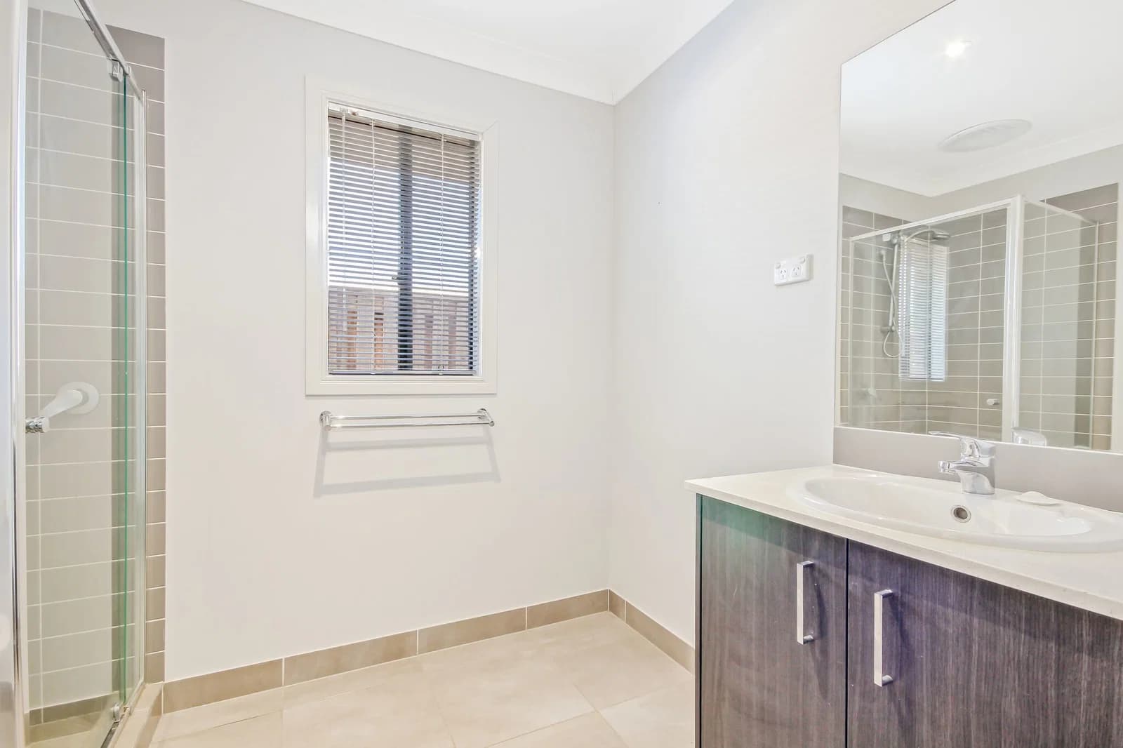 17 Honeyeater Crescent, Dakabin, QLD, 4503, Dakabin - Thumbnail 8