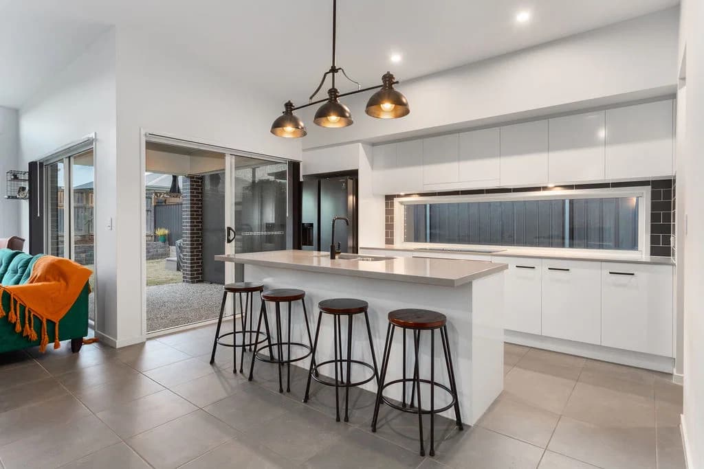 2 Hibbard Court, Collingwood Park, QLD, 4301, Collingwood Park - Thumbnail 6